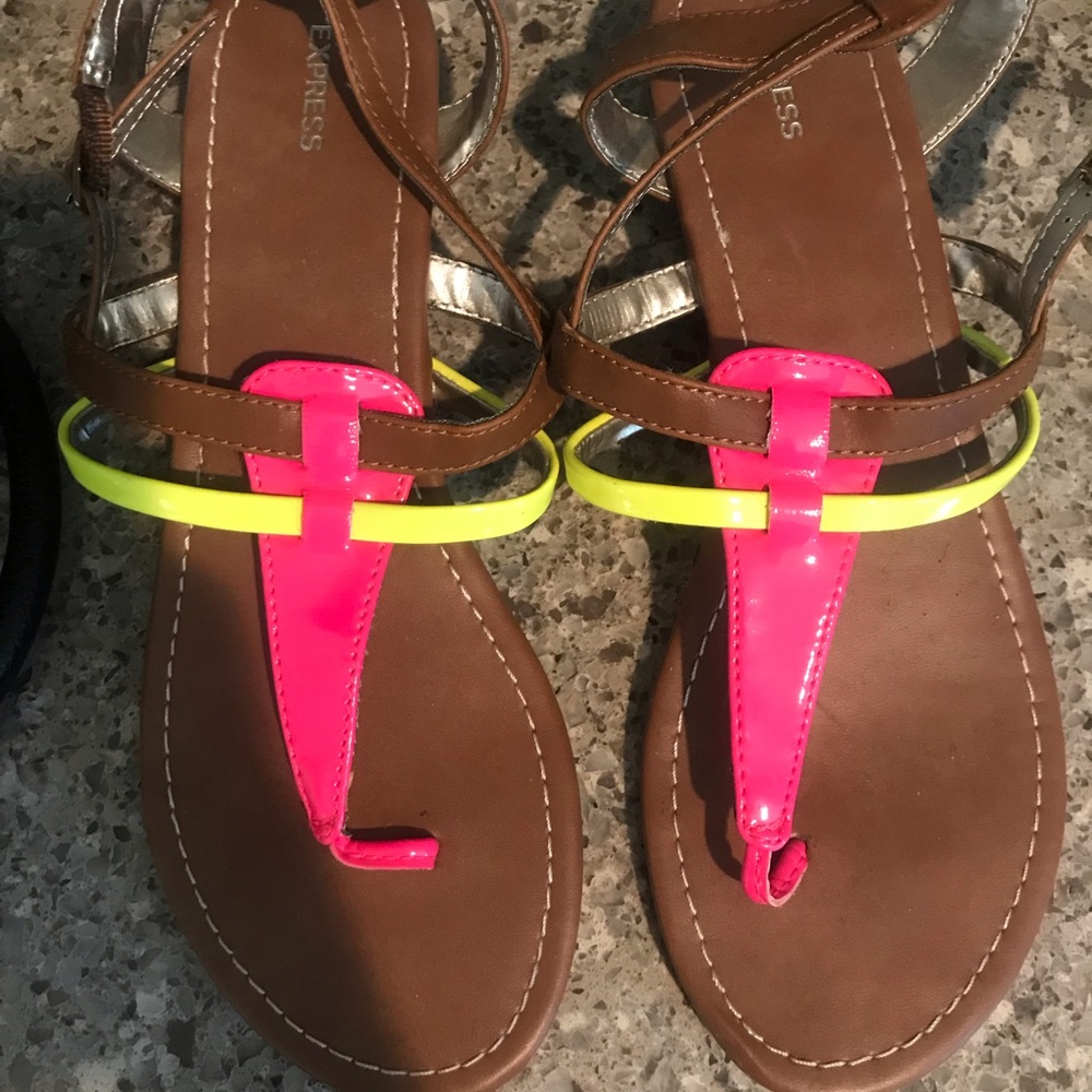 Express size 9